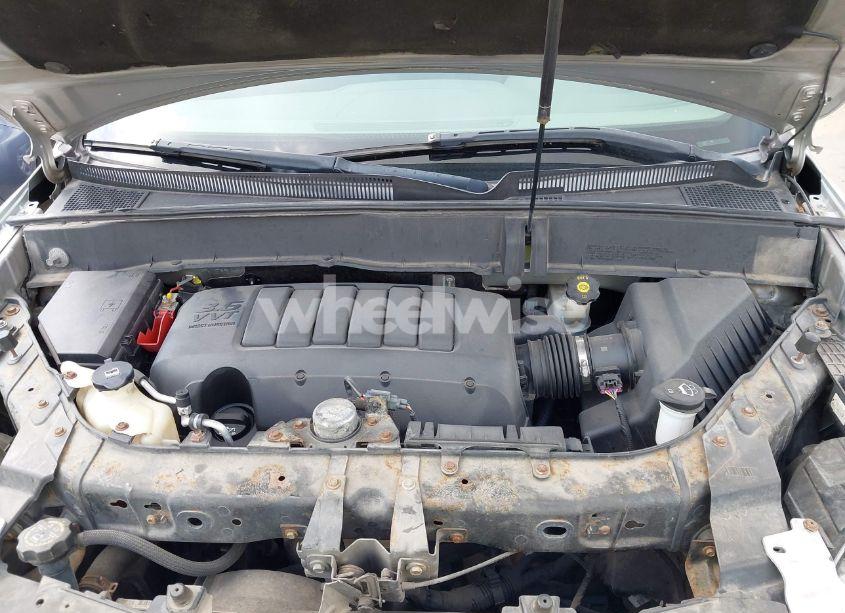 Photo 12 of 2011 Chevrolet Traverse LS (VIN 1GNKVEEDXBJ230345)