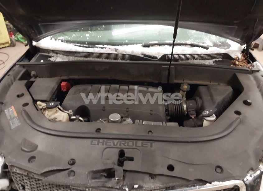 Photo 10 of 2011 Chevrolet Traverse LS (VIN 1GNKVEEDXBJ258338)