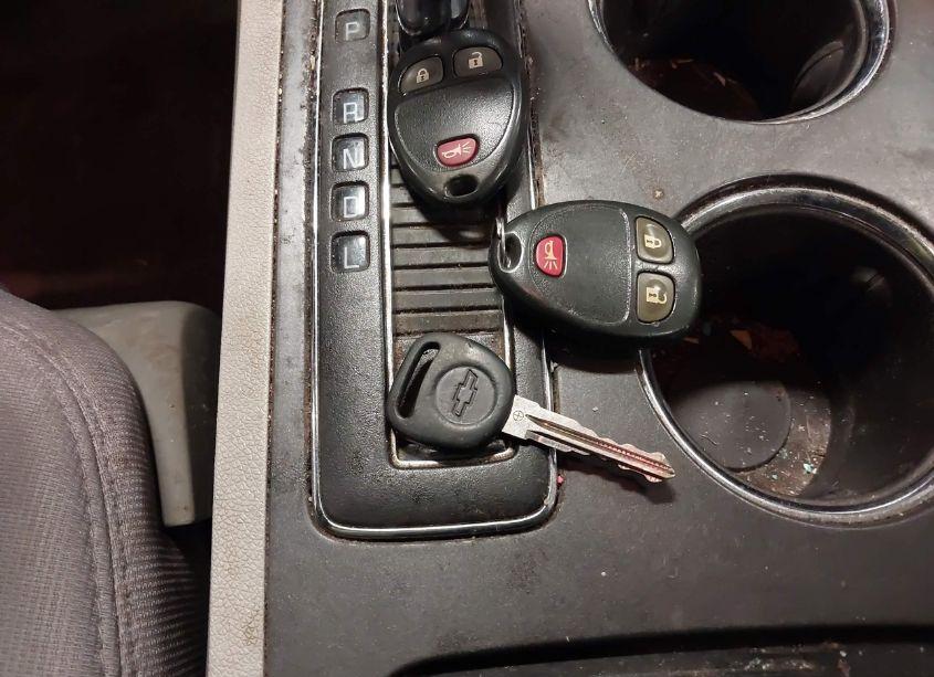 Photo 11 of 2011 Chevrolet Traverse LS (VIN 1GNKVFED0BJ341878)