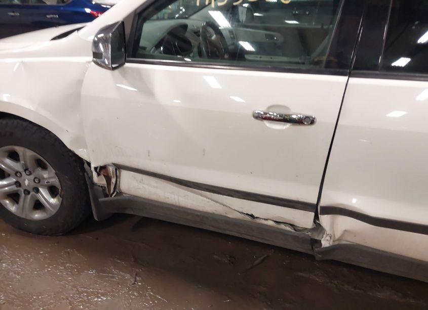 Photo 6 of 2011 Chevrolet Traverse LS (VIN 1GNKVFED0BJ341878)