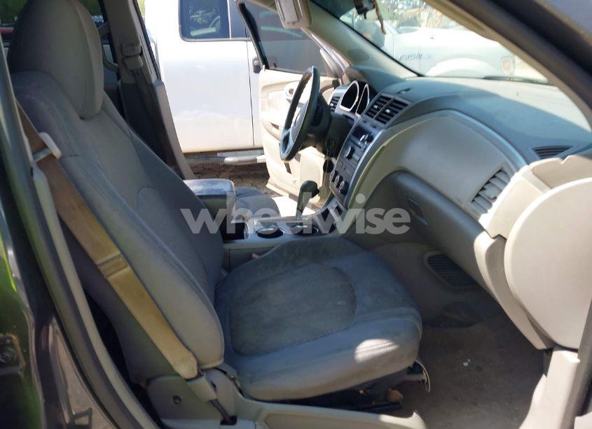 Photo 5 of 2012 Chevrolet Traverse LS (VIN 1GNKVFED0CJ343941)