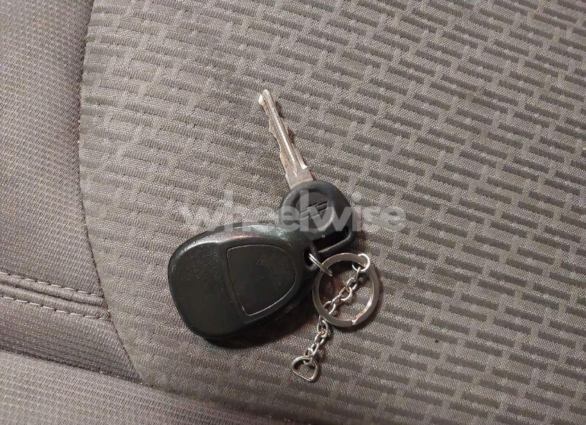 Photo 11 of 2011 Chevrolet Traverse LS (VIN 1GNKVFED1BJ193479)