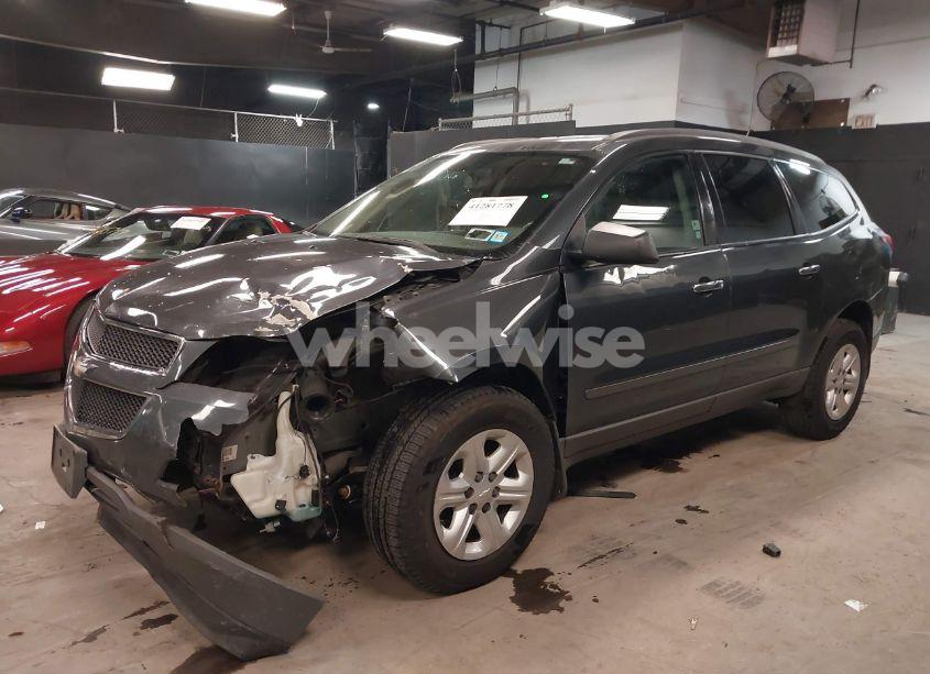 Photo 2 of 2011 Chevrolet Traverse LS (VIN 1GNKVFED1BJ193479)