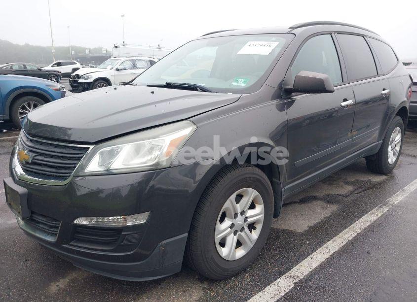 Photo 2 of 2014 Chevrolet Traverse LS (VIN 1GNKVFED2EJ276343)