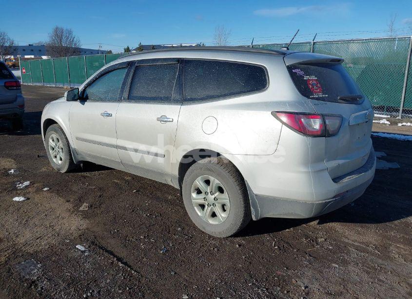 Photo 3 of 2015 Chevrolet Traverse LS (VIN 1GNKVFED2FJ113290)