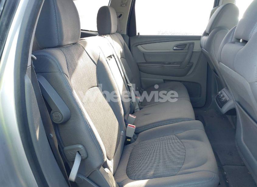 Photo 8 of 2015 Chevrolet Traverse LS (VIN 1GNKVFED2FJ113290)