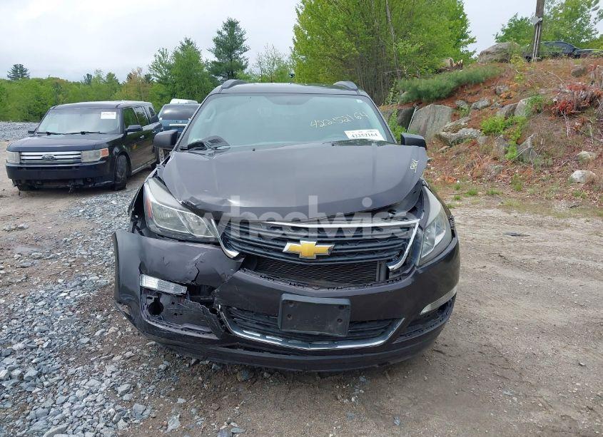 Photo 12 of 2015 Chevrolet Traverse LS (VIN 1GNKVFED2FJ133054)