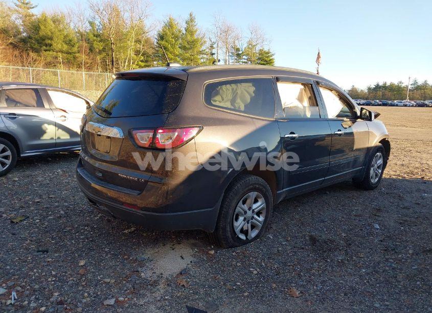 Photo 4 of 2016 Chevrolet Traverse LS (VIN 1GNKVFED2GJ235438)