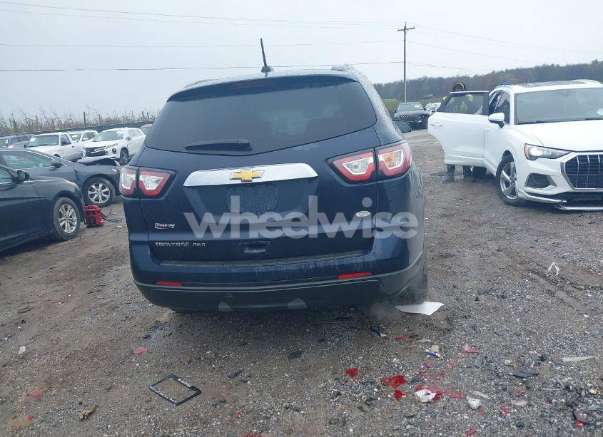 Photo 16 of 2017 Chevrolet Traverse LS (VIN 1GNKVFED2HJ256047)
