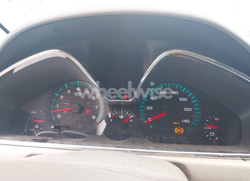 Photo 7 of 2017 Chevrolet Traverse LS (VIN 1GNKVFED2HJ256047)