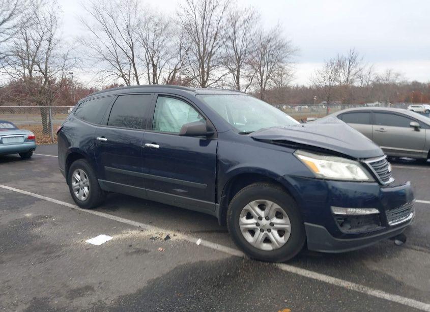 2017 Chevrolet Traverse LS (VIN 1GNKVFED2HJ280123) main photo