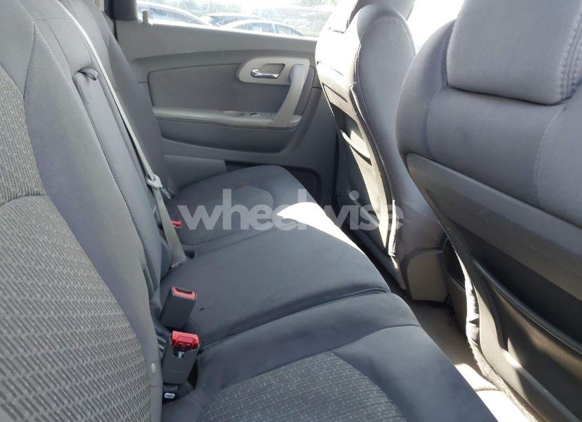 Photo 8 of 2011 Chevrolet Traverse LS (VIN 1GNKVFED3BJ276556)