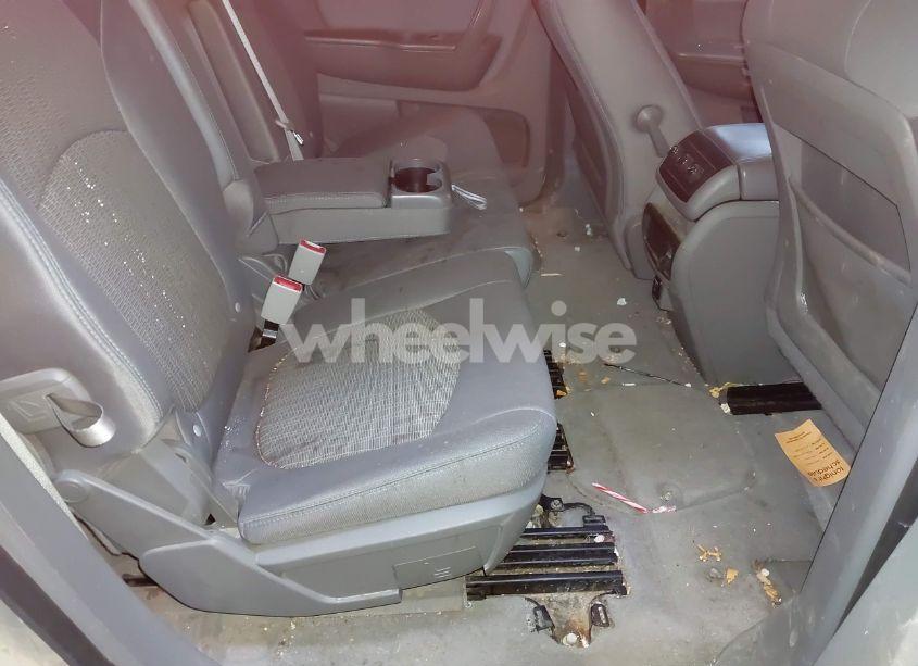 Photo 8 of 2014 Chevrolet Traverse LS (VIN 1GNKVFED3EJ370893)