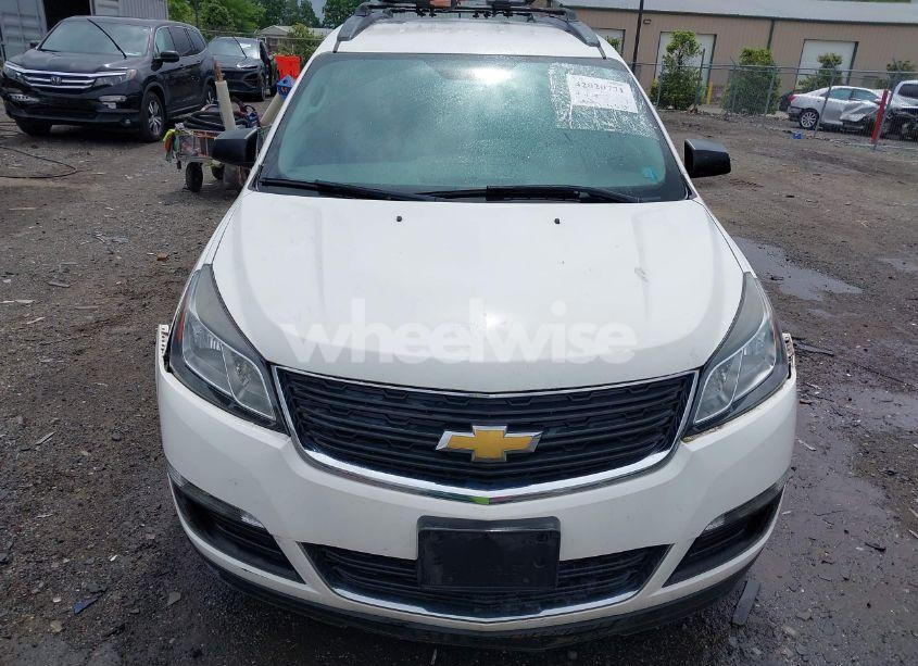 Photo 12 of 2015 Chevrolet Traverse LS (VIN 1GNKVFED4FJ197970)