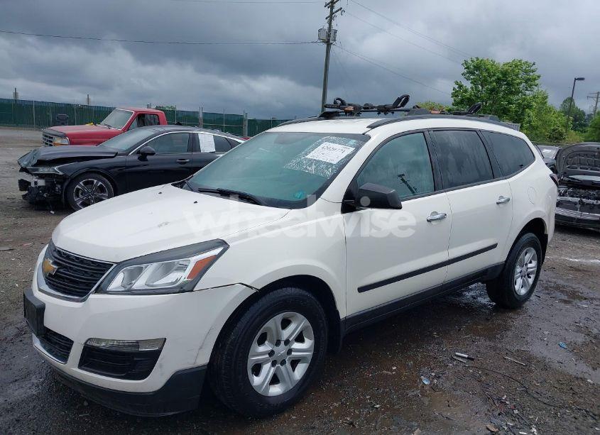 Photo 2 of 2015 Chevrolet Traverse LS (VIN 1GNKVFED4FJ197970)