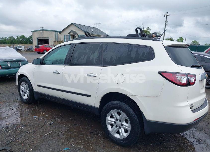 Photo 3 of 2015 Chevrolet Traverse LS (VIN 1GNKVFED4FJ197970)