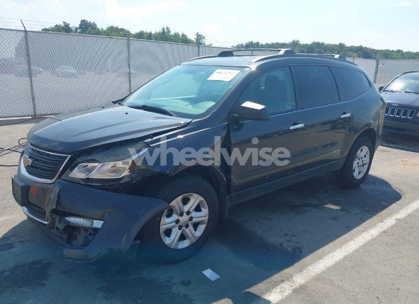 Photo 2 of 2015 Chevrolet Traverse LS (VIN 1GNKVFED4FJ309666)