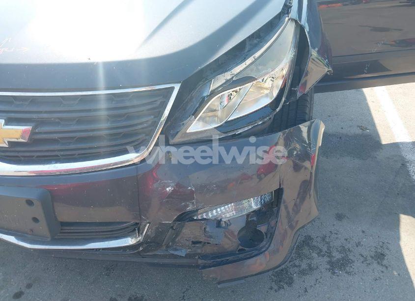 Photo 6 of 2015 Chevrolet Traverse LS (VIN 1GNKVFED4FJ309666)