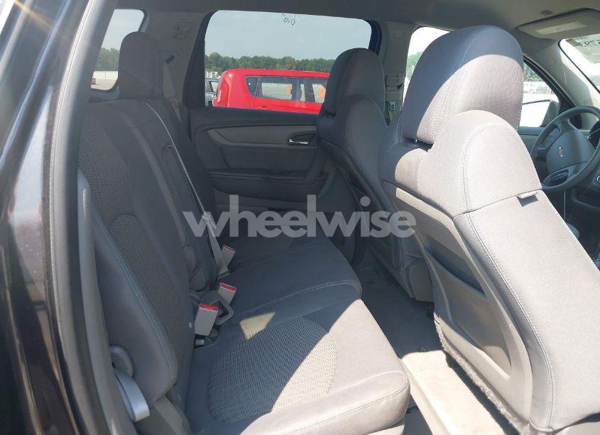 Photo 8 of 2015 Chevrolet Traverse LS (VIN 1GNKVFED4FJ309666)