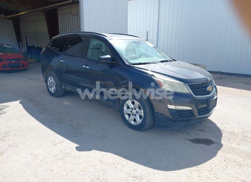 2015 Chevrolet Traverse LS (VIN 1GNKVFED4FJ323888) main photo