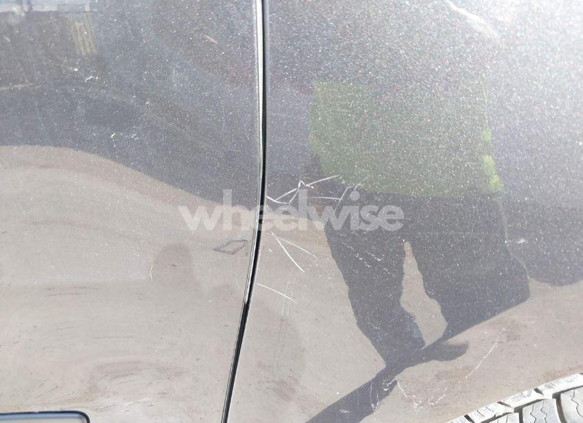 Photo 6 of 2015 Chevrolet Traverse LS (VIN 1GNKVFED4FJ323888)