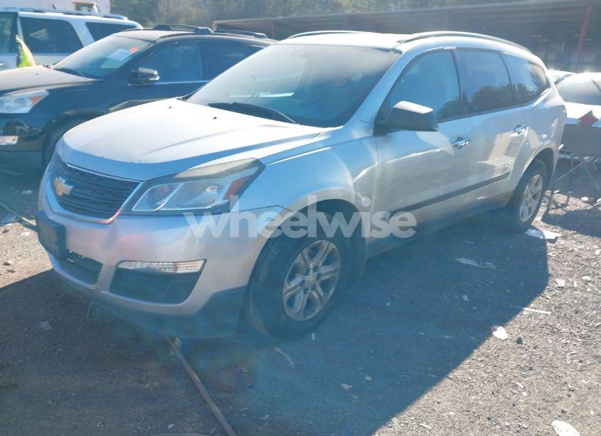 Photo 2 of 2015 Chevrolet Traverse LS (VIN 1GNKVFED5FJ287368)