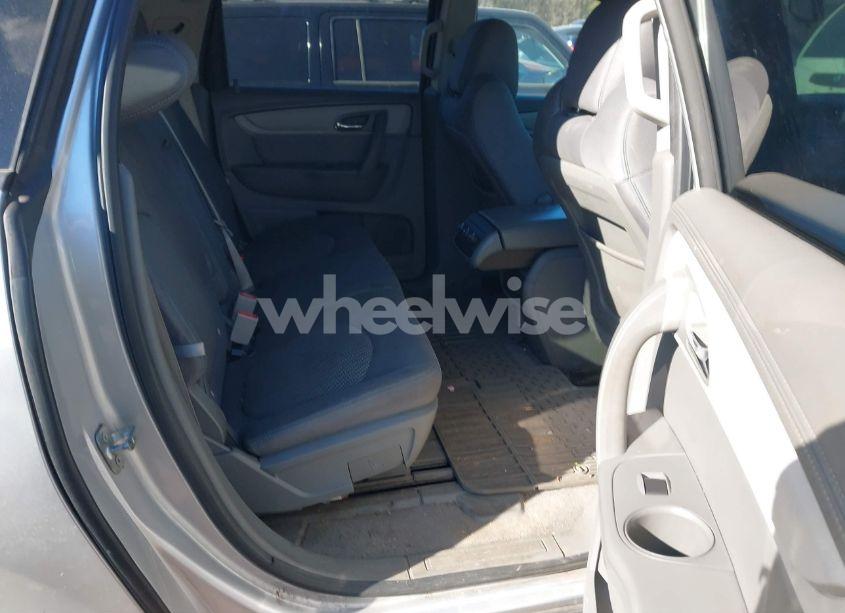 Photo 8 of 2015 Chevrolet Traverse LS (VIN 1GNKVFED5FJ287368)