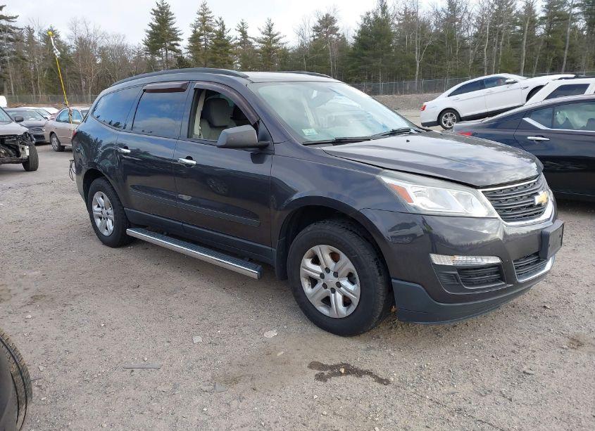 2016 Chevrolet Traverse LS (VIN 1GNKVFED6GJ301084) main photo