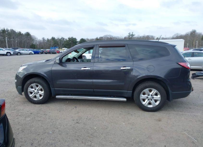 Photo 15 of 2016 Chevrolet Traverse LS (VIN 1GNKVFED6GJ301084)