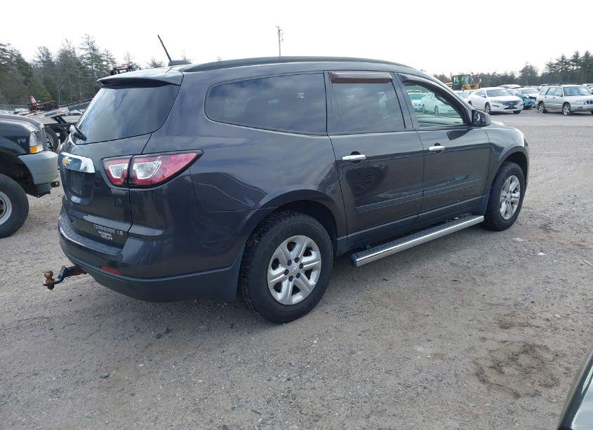 Photo 4 of 2016 Chevrolet Traverse LS (VIN 1GNKVFED6GJ301084)