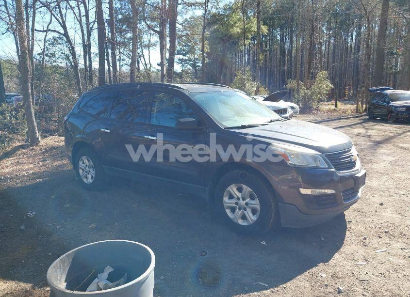 2017 Chevrolet Traverse LS (VIN 1GNKVFED6HJ245441) main photo