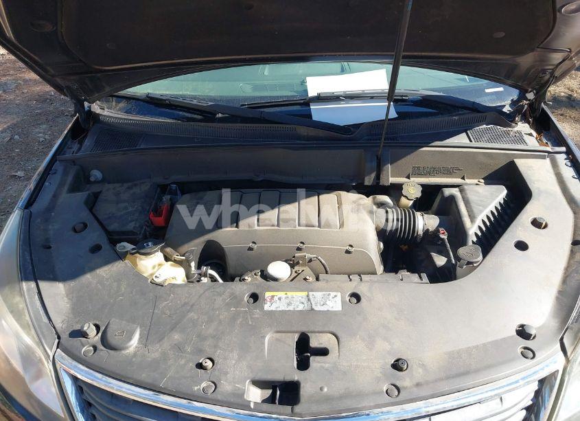 Photo 10 of 2017 Chevrolet Traverse LS (VIN 1GNKVFED6HJ245441)