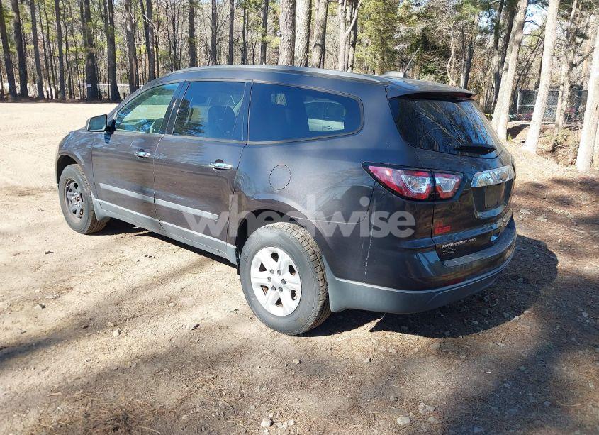 Photo 3 of 2017 Chevrolet Traverse LS (VIN 1GNKVFED6HJ245441)