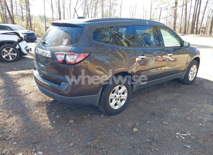 Photo 4 of 2017 Chevrolet Traverse LS (VIN 1GNKVFED6HJ245441)