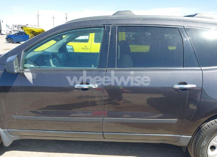 Photo 14 of 2015 Chevrolet Traverse LS (VIN 1GNKVFED7FJ203566)