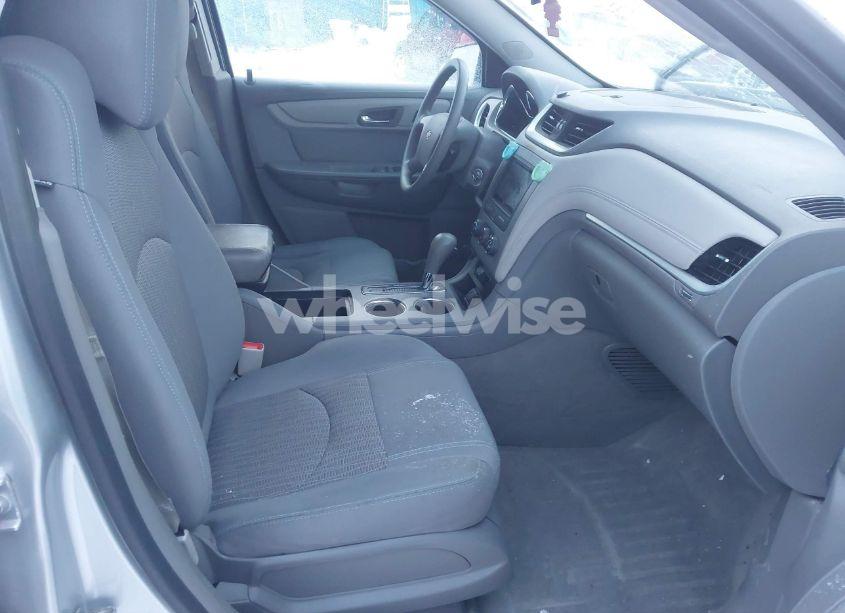 Photo 5 of 2017 Chevrolet Traverse LS (VIN 1GNKVFED7HJ350599)