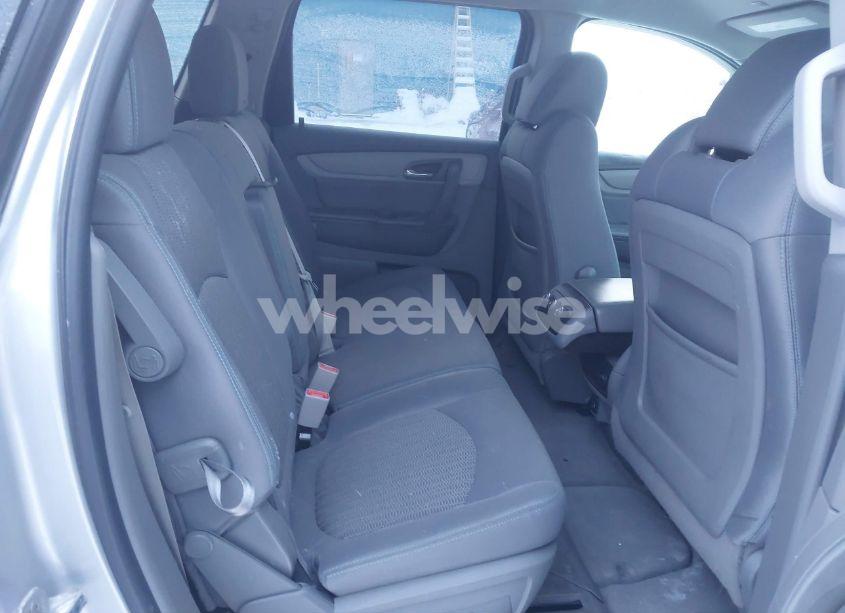 Photo 8 of 2017 Chevrolet Traverse LS (VIN 1GNKVFED7HJ350599)