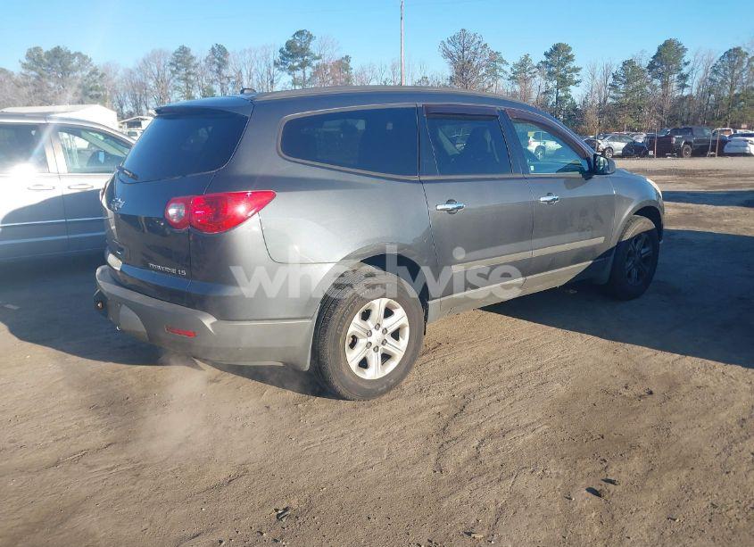 Photo 4 of 2012 Chevrolet Traverse LS (VIN 1GNKVFED8CJ386231)