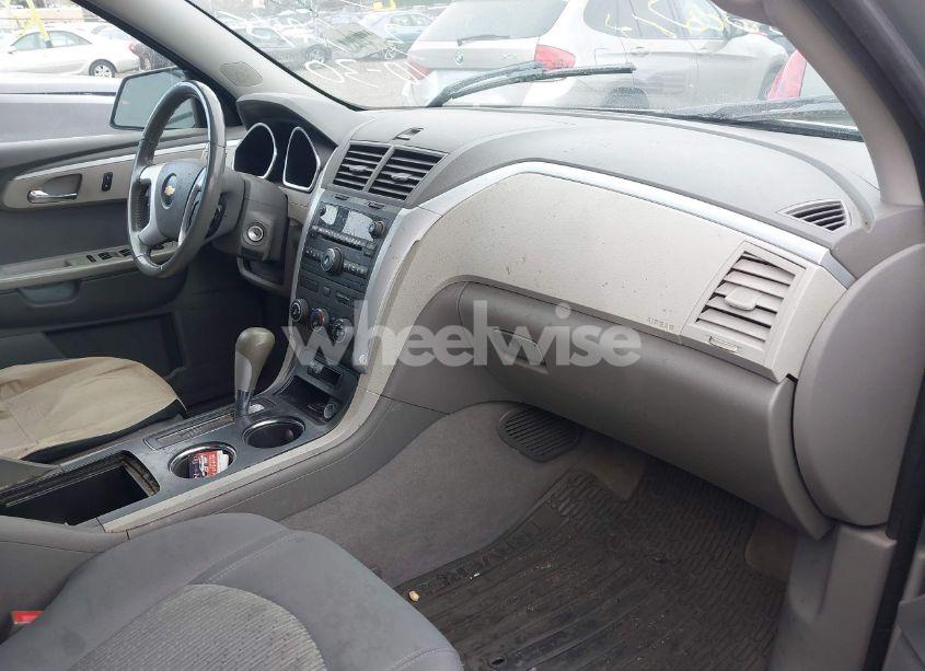 Photo 5 of 2012 Chevrolet Traverse LS (VIN 1GNKVFED8CJ386245)