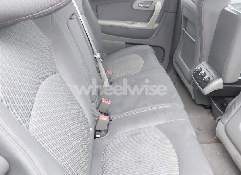 Photo 8 of 2012 Chevrolet Traverse LS (VIN 1GNKVFED8CJ386245)