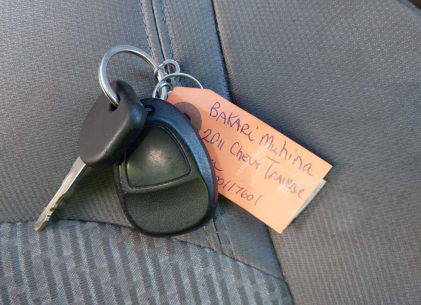 Photo 11 of 2011 Chevrolet Traverse LS (VIN 1GNKVFED9BJ193679)