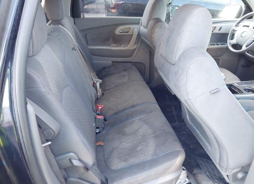 Photo 8 of 2011 Chevrolet Traverse LS (VIN 1GNKVFED9BJ193679)