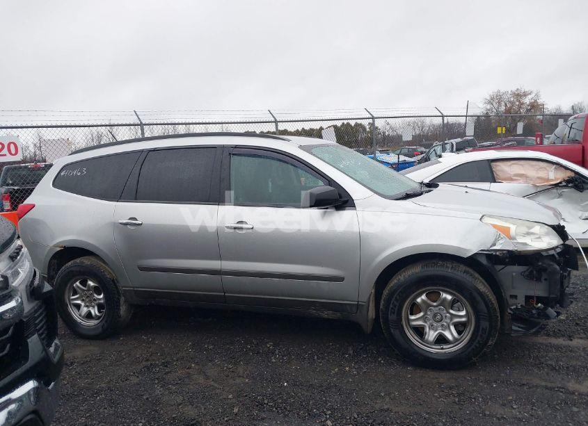 Photo 14 of 2012 Chevrolet Traverse LS (VIN 1GNKVFED9CJ341380)