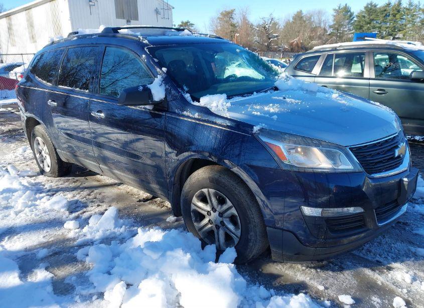 2015 Chevrolet Traverse LS (VIN 1GNKVFED9FJ182476) main photo