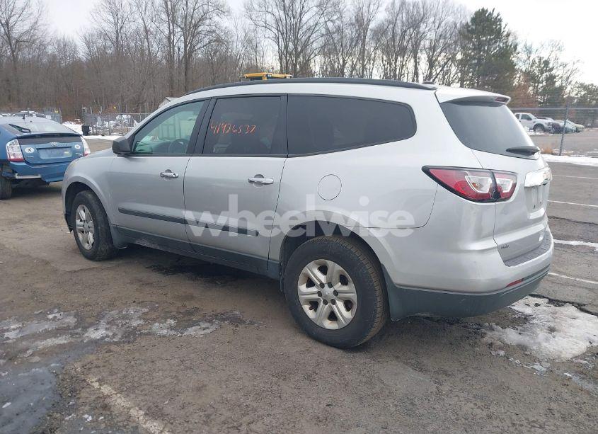 Photo 3 of 2015 Chevrolet Traverse LS (VIN 1GNKVFED9FJ233152)