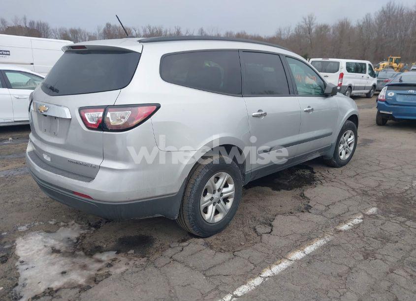 Photo 4 of 2015 Chevrolet Traverse LS (VIN 1GNKVFED9FJ233152)