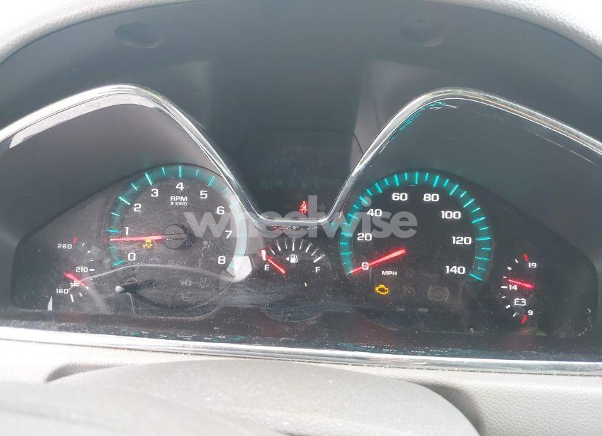 Photo 7 of 2015 Chevrolet Traverse LS (VIN 1GNKVFED9FJ233152)