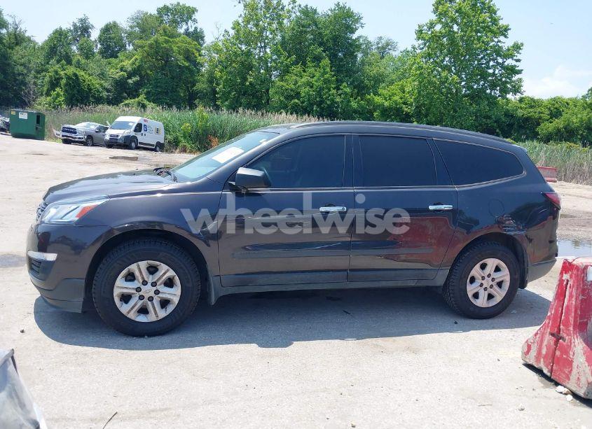 Photo 14 of 2017 Chevrolet Traverse LS (VIN 1GNKVFED9HJ114763)