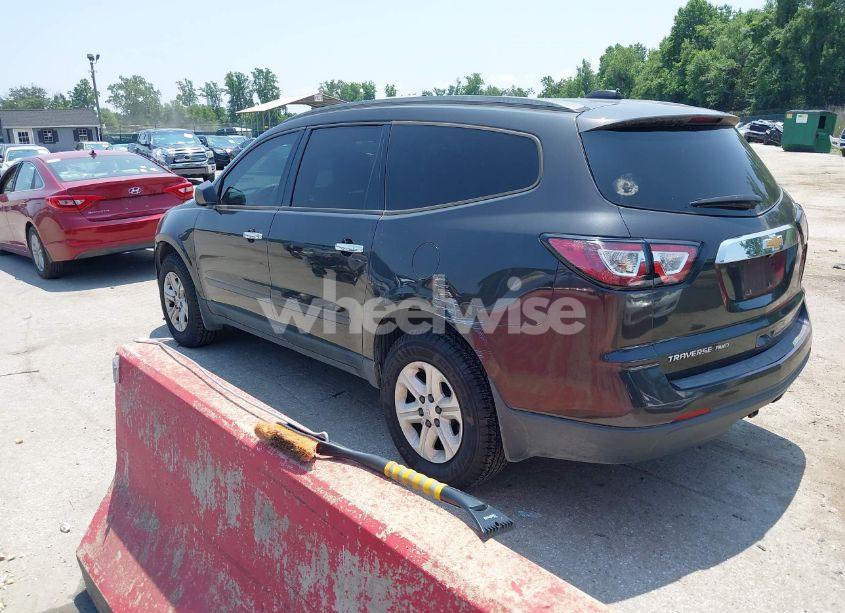 Photo 3 of 2017 Chevrolet Traverse LS (VIN 1GNKVFED9HJ114763)