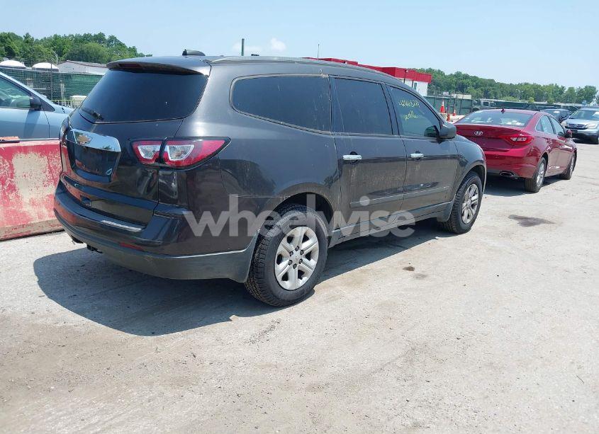 Photo 4 of 2017 Chevrolet Traverse LS (VIN 1GNKVFED9HJ114763)